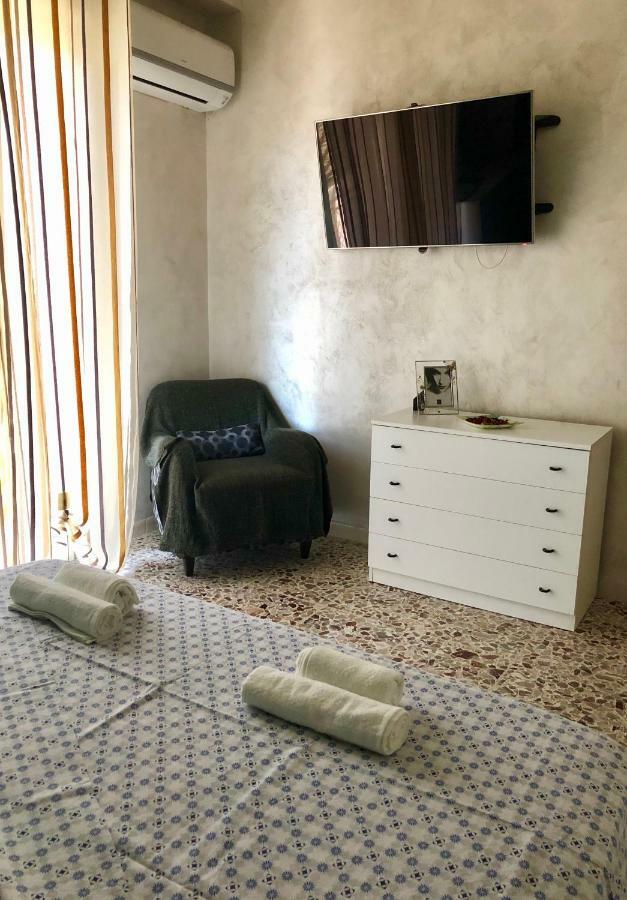 הוילה קטאניה Casa Aurora מראה חיצוני תמונה
